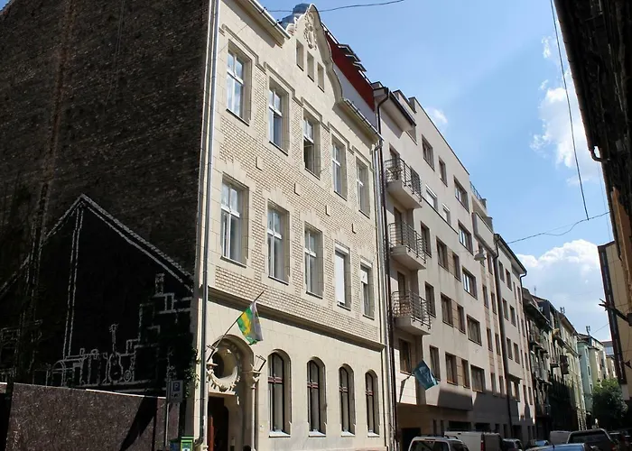 Apartment The Prince's Neighbour With Free Garage *